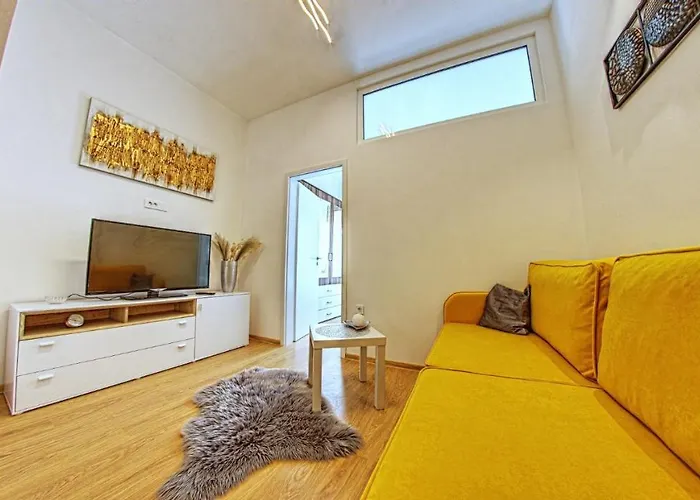 Caligula City Center Apartment